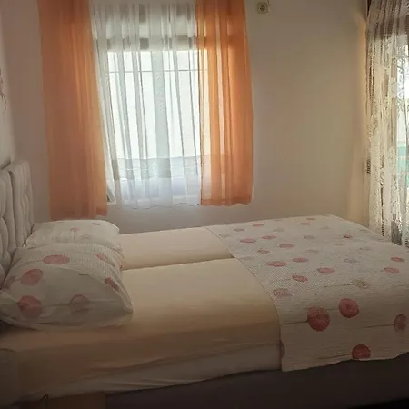 Konukevi Spiko Hvar Town