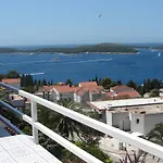 Spiko 3* Hvar Town