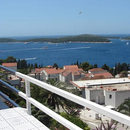 Spiko 3* Hvar Town