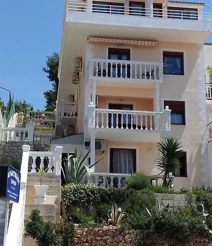 Πανσιόν Spiko 3*